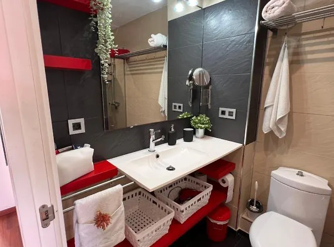 El Balcon De La Chus * Льорет-де-Мар